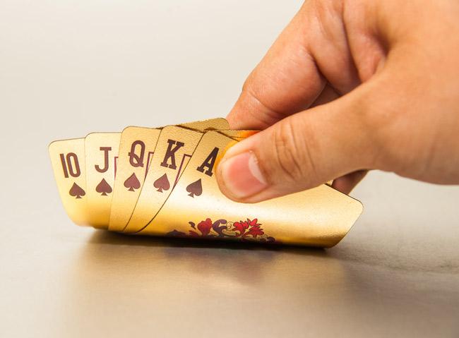 Bộ Bài Tây Mạ Vàng Cực Chất