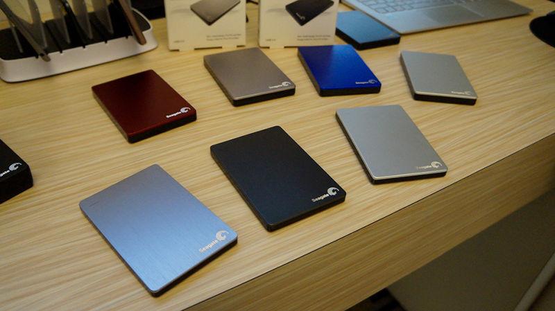 Ổ cứng di động HDD SEAGATE 1TB Backup Plus Slim USB 3.0