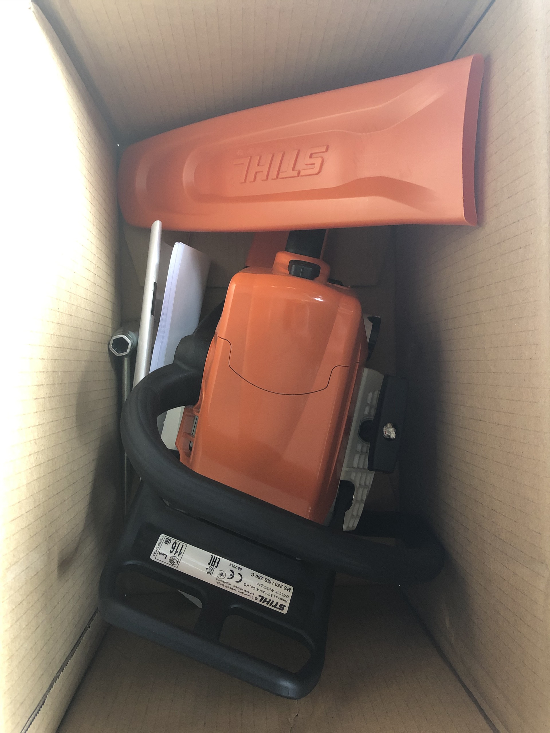 MÁY CƯA XÍCH STIHL MS170