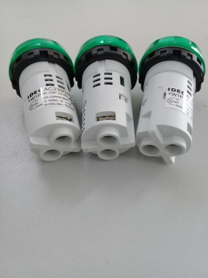 Đèn báo IDEC YW1P-1UQM3G