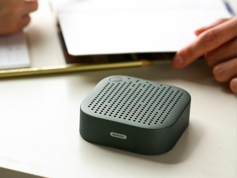 Loa Bluetooth mini cầm tay Remax RB-M27