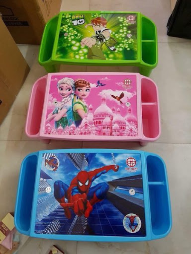 Bàn nhựa trẻ em đa năng Iseto Nhật