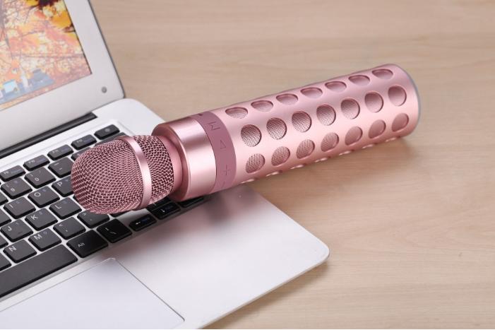 Mic Hát Kèm Loa Bluetooth Titan M02