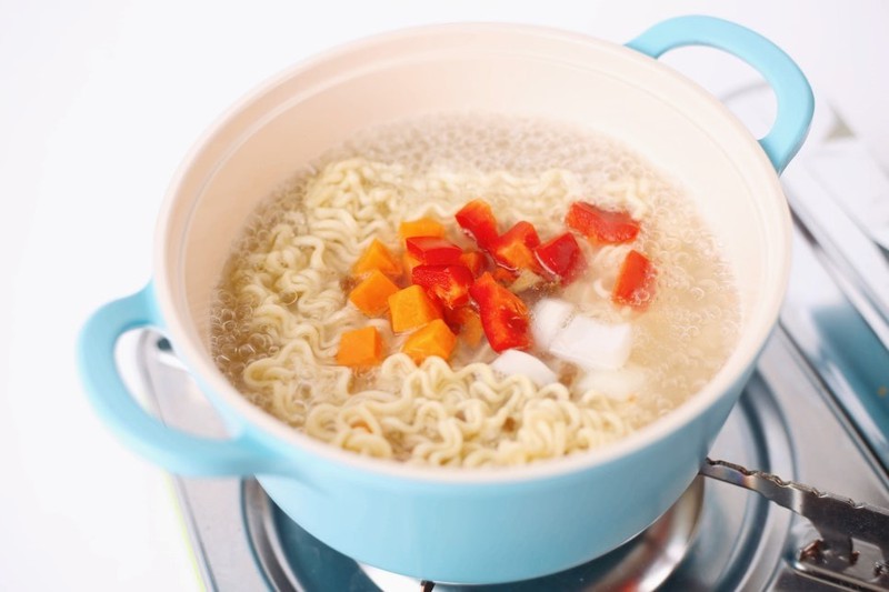 Mì cay Samyang Cà Ri 140g combo 20 gói