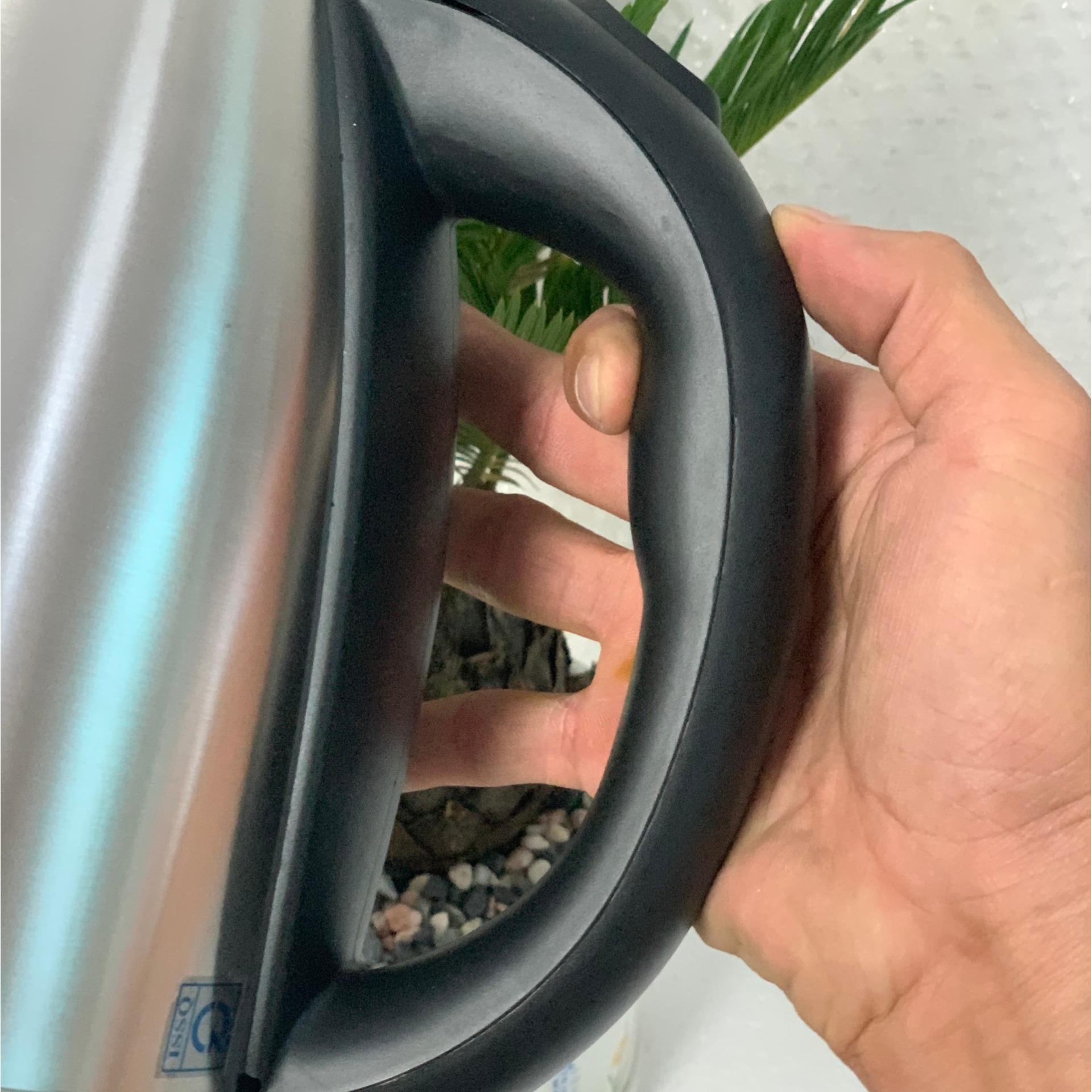 Ấm siêu tốc Sanaky SNK-18N 1.8L