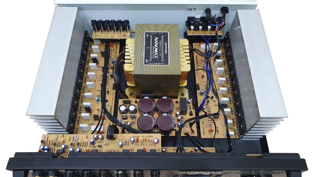Amply Karaoke Nanomax PA-1209A