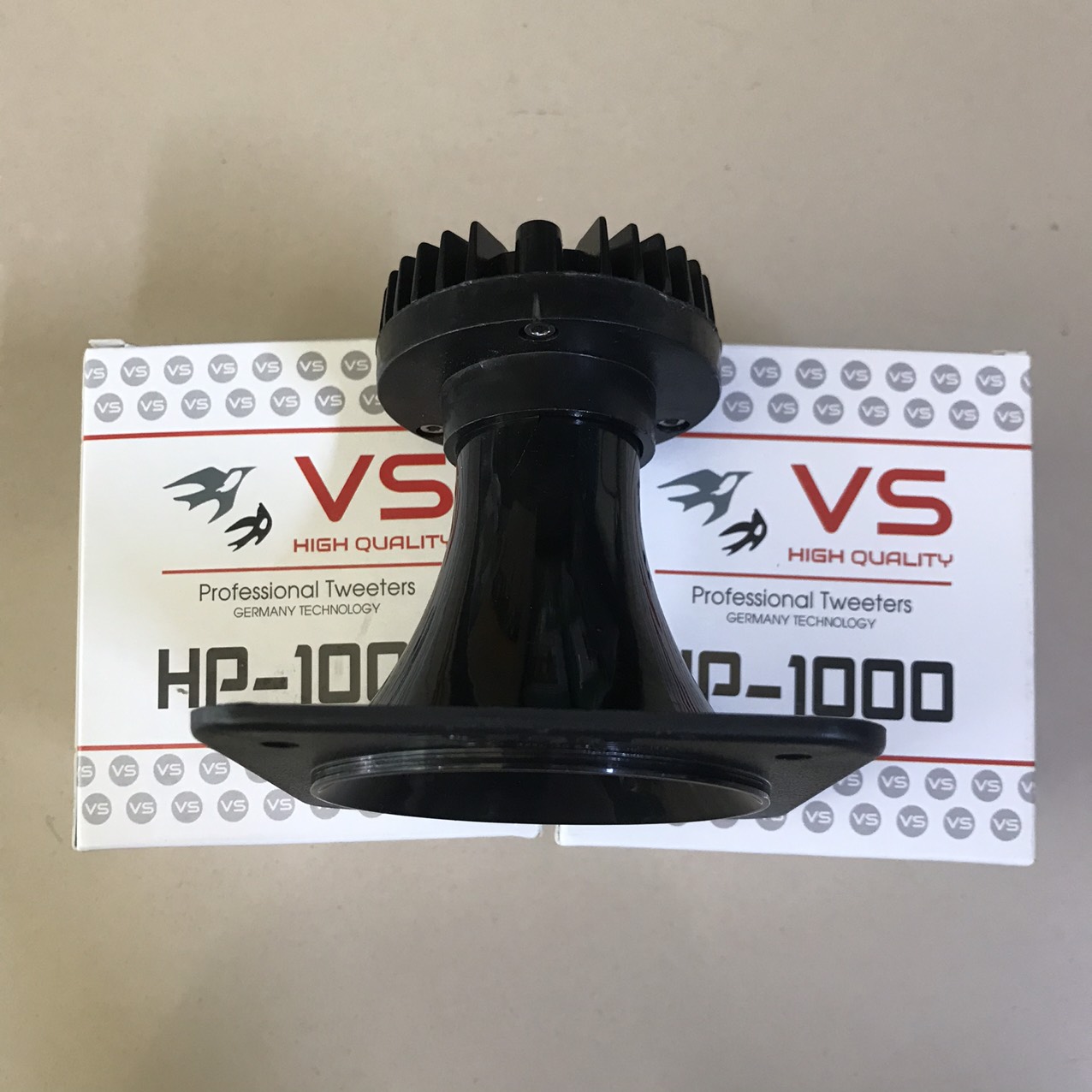 LOA DẪN NHÀ YẾN HP 1000