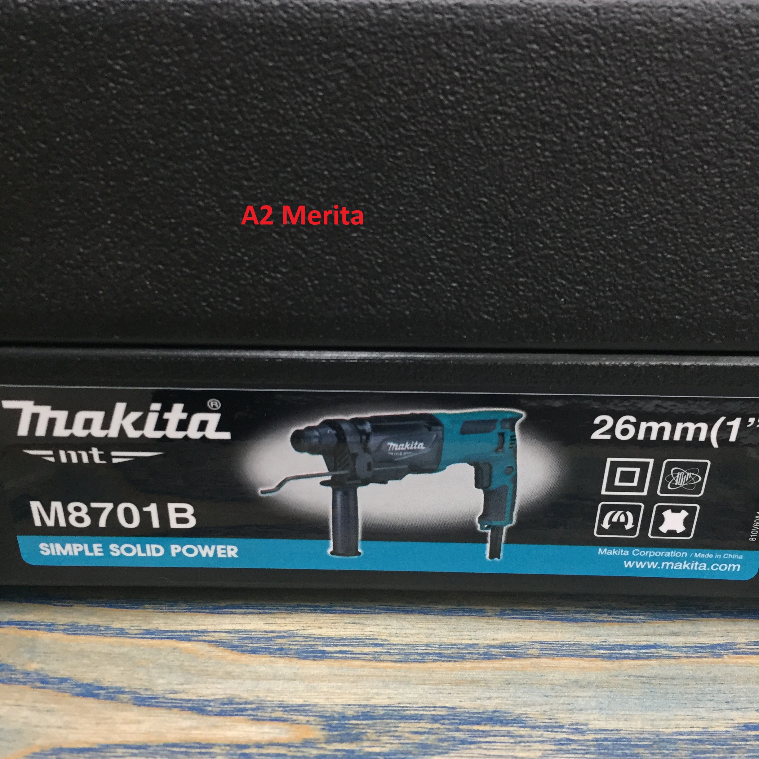 MÁY KHOAN MAKITA M8701B