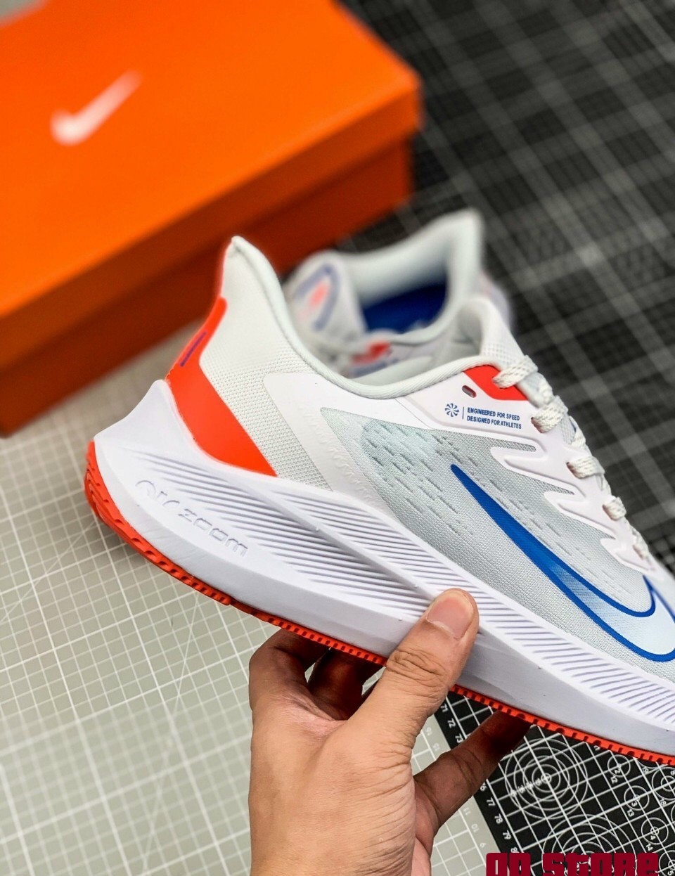 Giày Thể Thao Nữ Nike Air Zoom Winflo