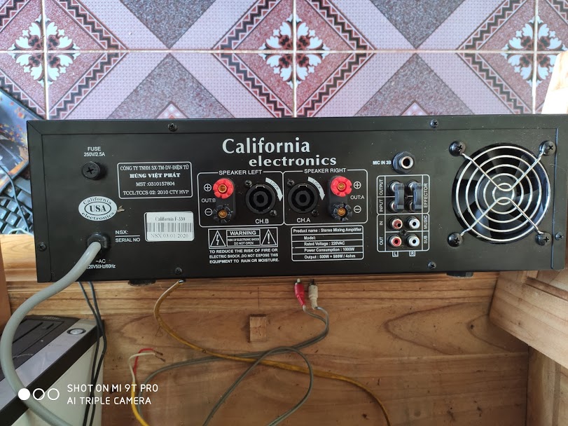 Amply liền vang California F330