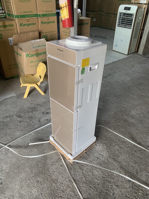 Máy làm nóng lạnh nước uống Kangaroo KG51A3