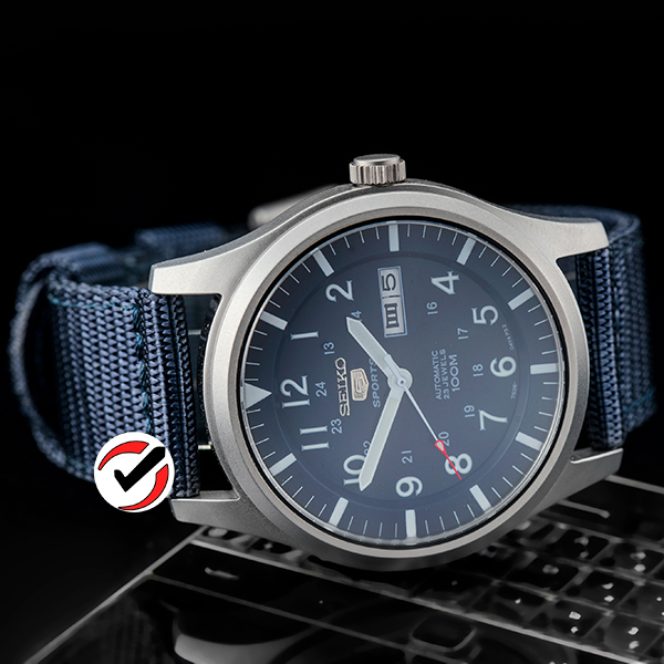 Đồng hồ nam Seiko SNZG11