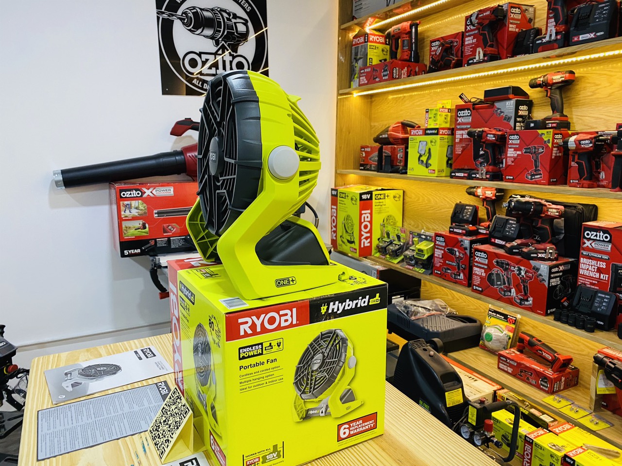 QUẠT PIN RYOBI R18HF-0