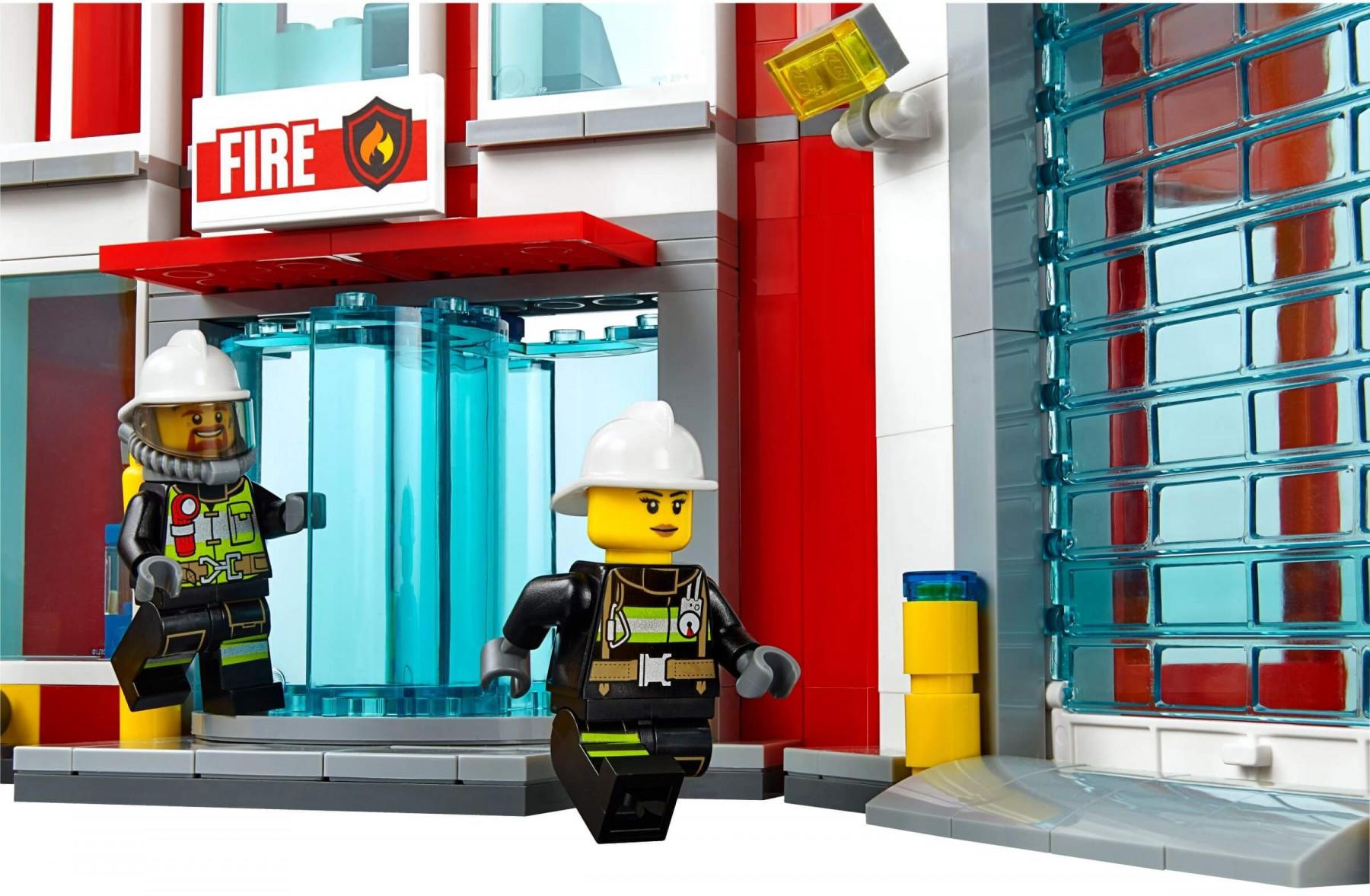 Mô Hình LEGO City Fire 60110 Trạm Cứu Hỏa