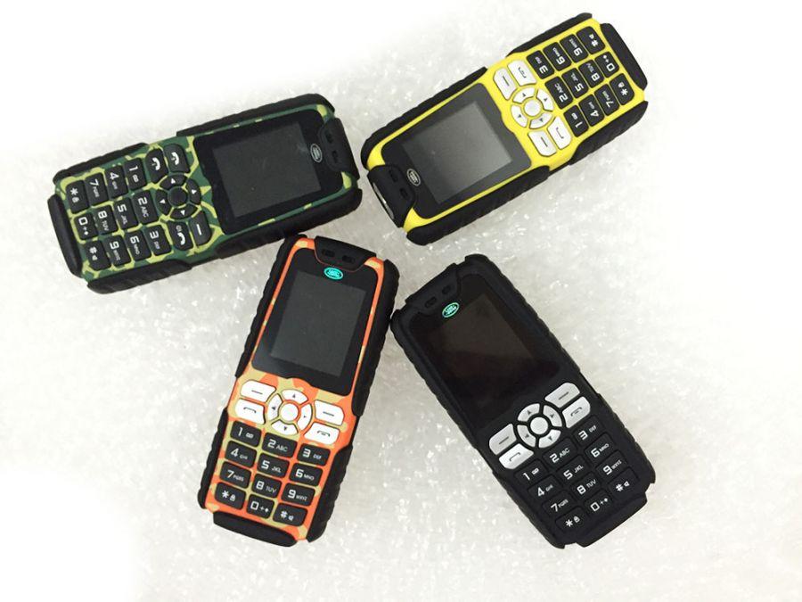 Điện thoại Land Rover A8+