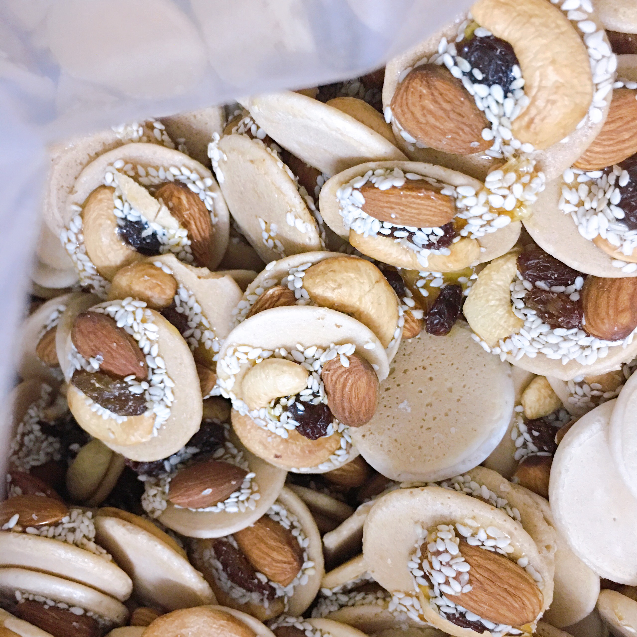 Bánh đồng tiền mix hạt 500g