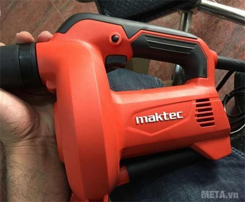 Máy thổi bụi Maktec MT401