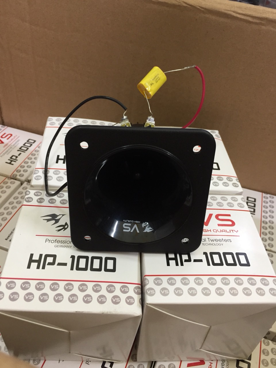 LOA DẪN NHÀ YẾN HP 1000