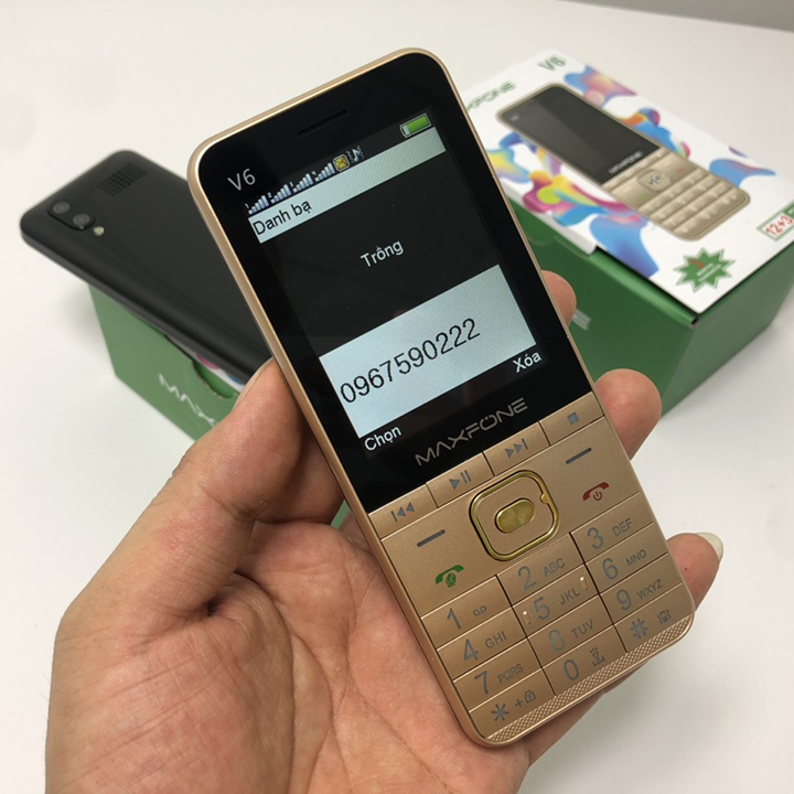 Điện thoại MaxFone V6