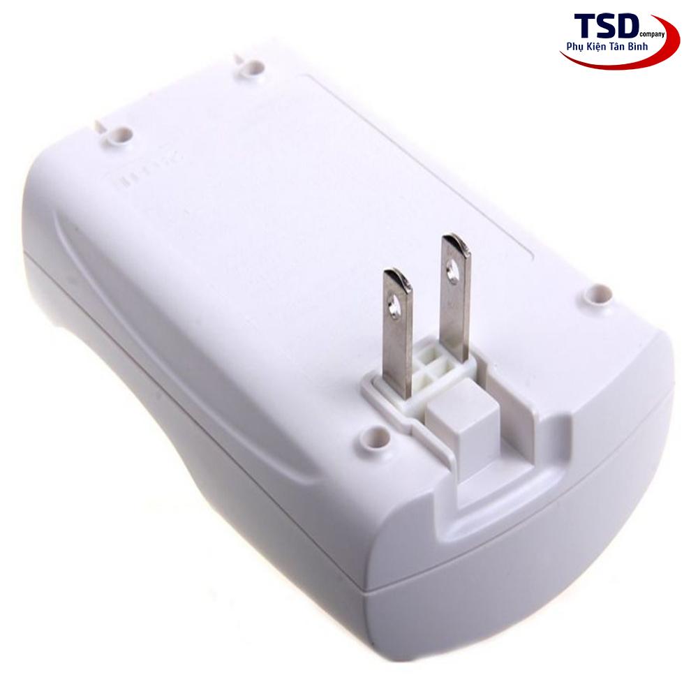 Sạc Sanyo Eneloop