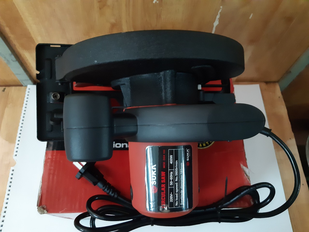 Máy cắt gỗ Osuka MOD.OSK 185