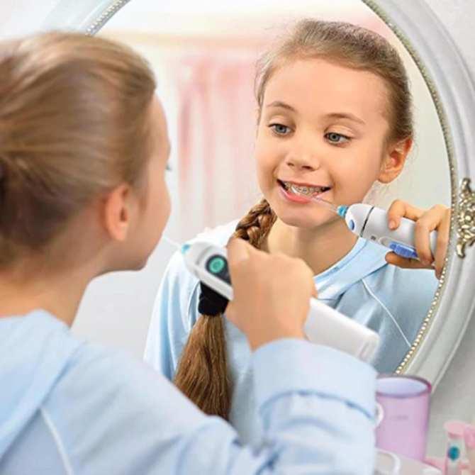 Dụng Cụ Vệ Sinh Răng Miệng