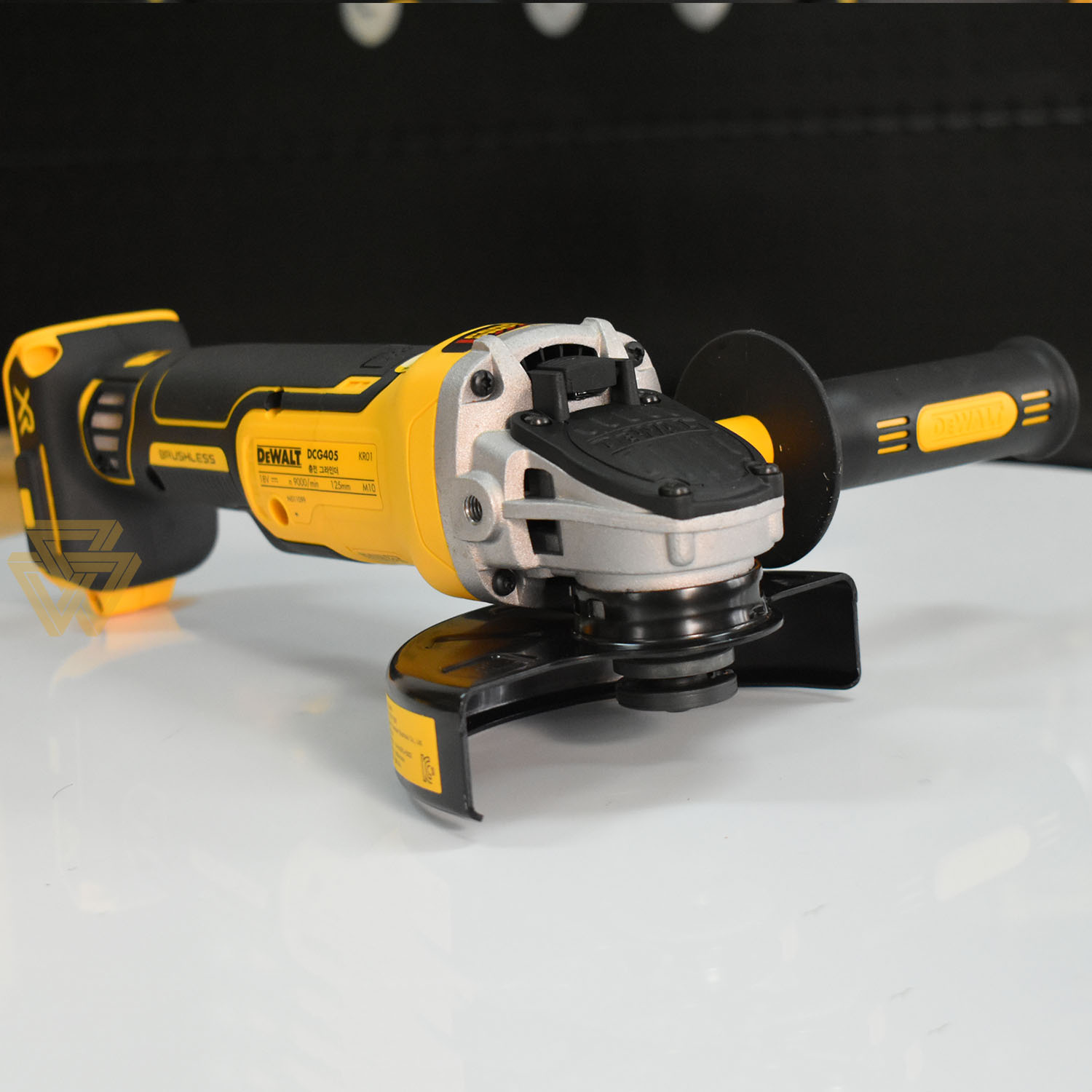 MÁY MÀI GÓC DEWALT DCG405N