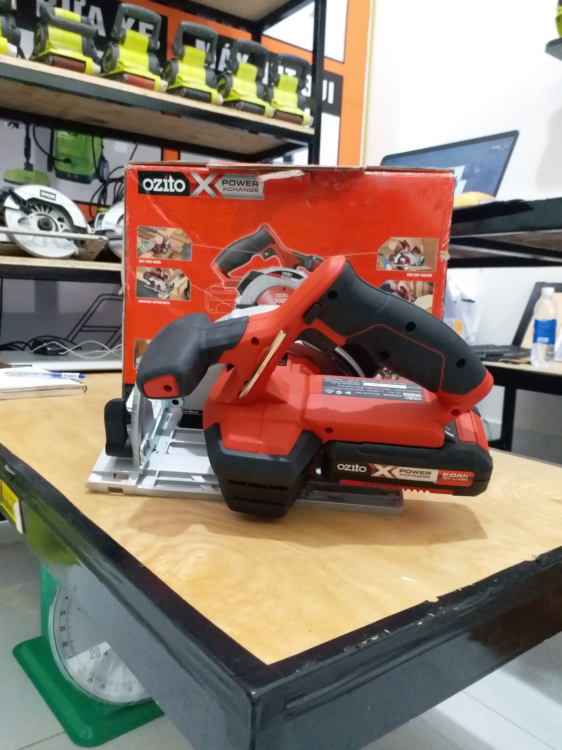 MÁY CƯA ĐĨA OZITO PXCSS-500