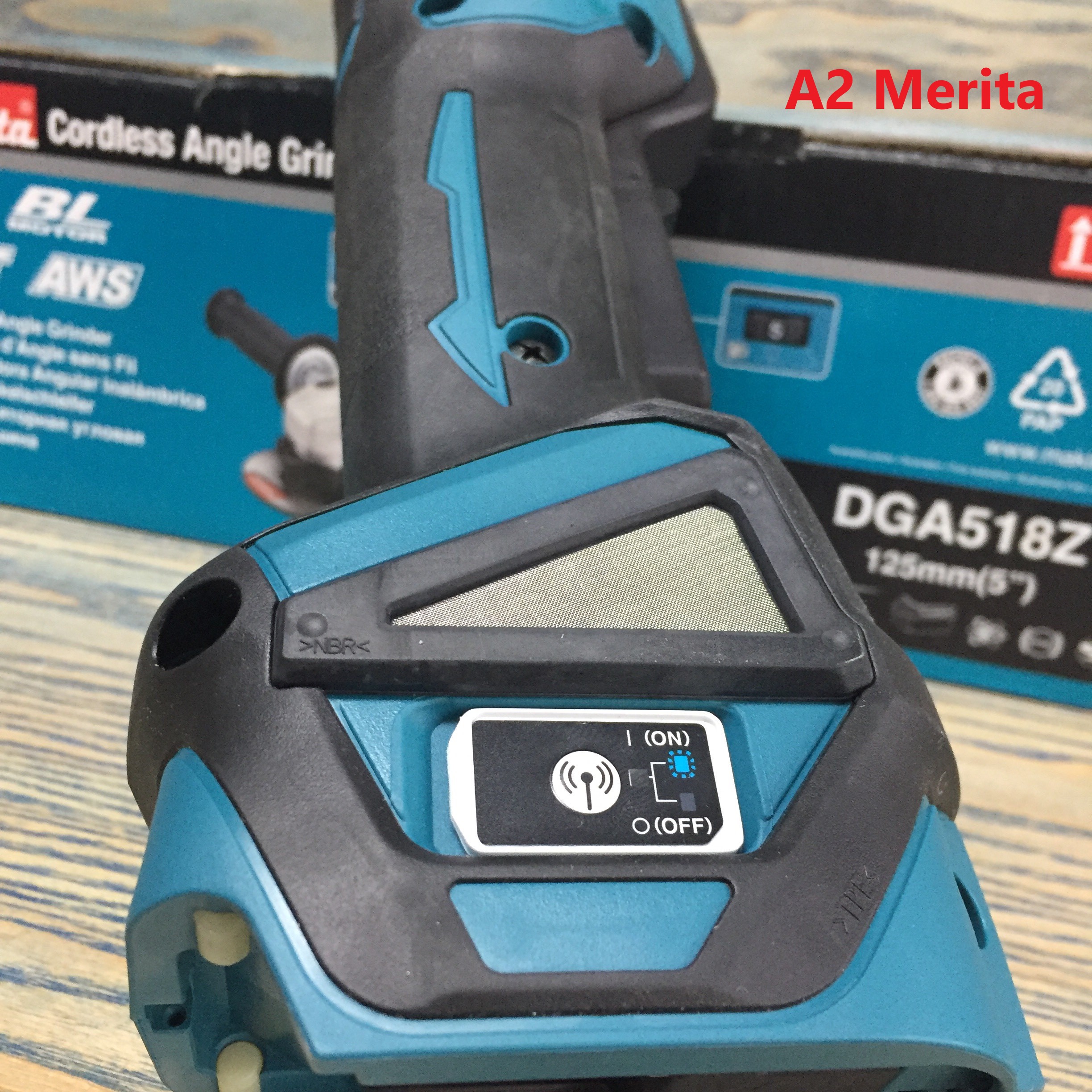 MÁY MÀI GÓC MAKITA DGA518Z
