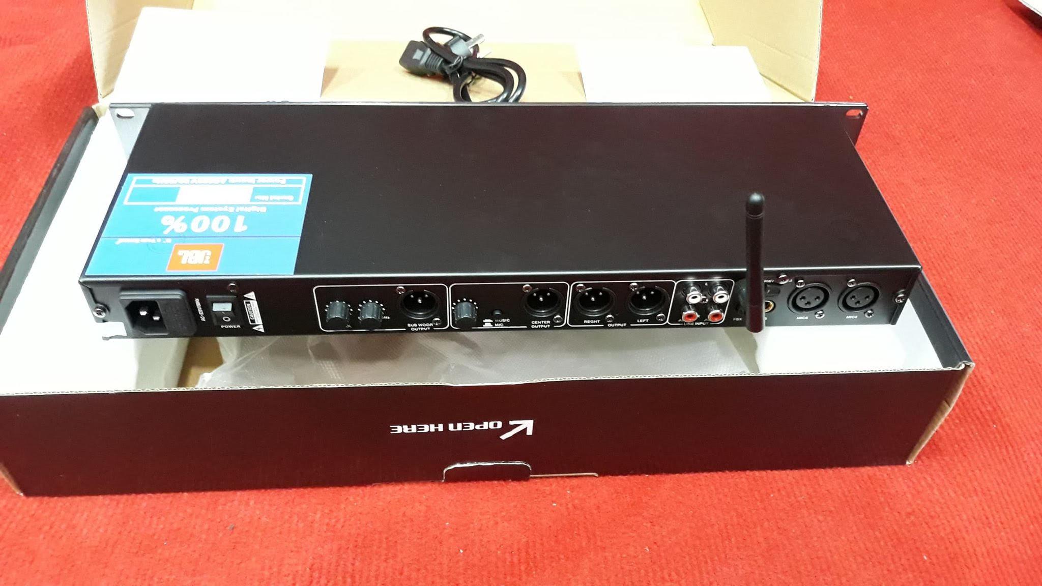 VANG CƠ CHỐNG HÚ JBL K9