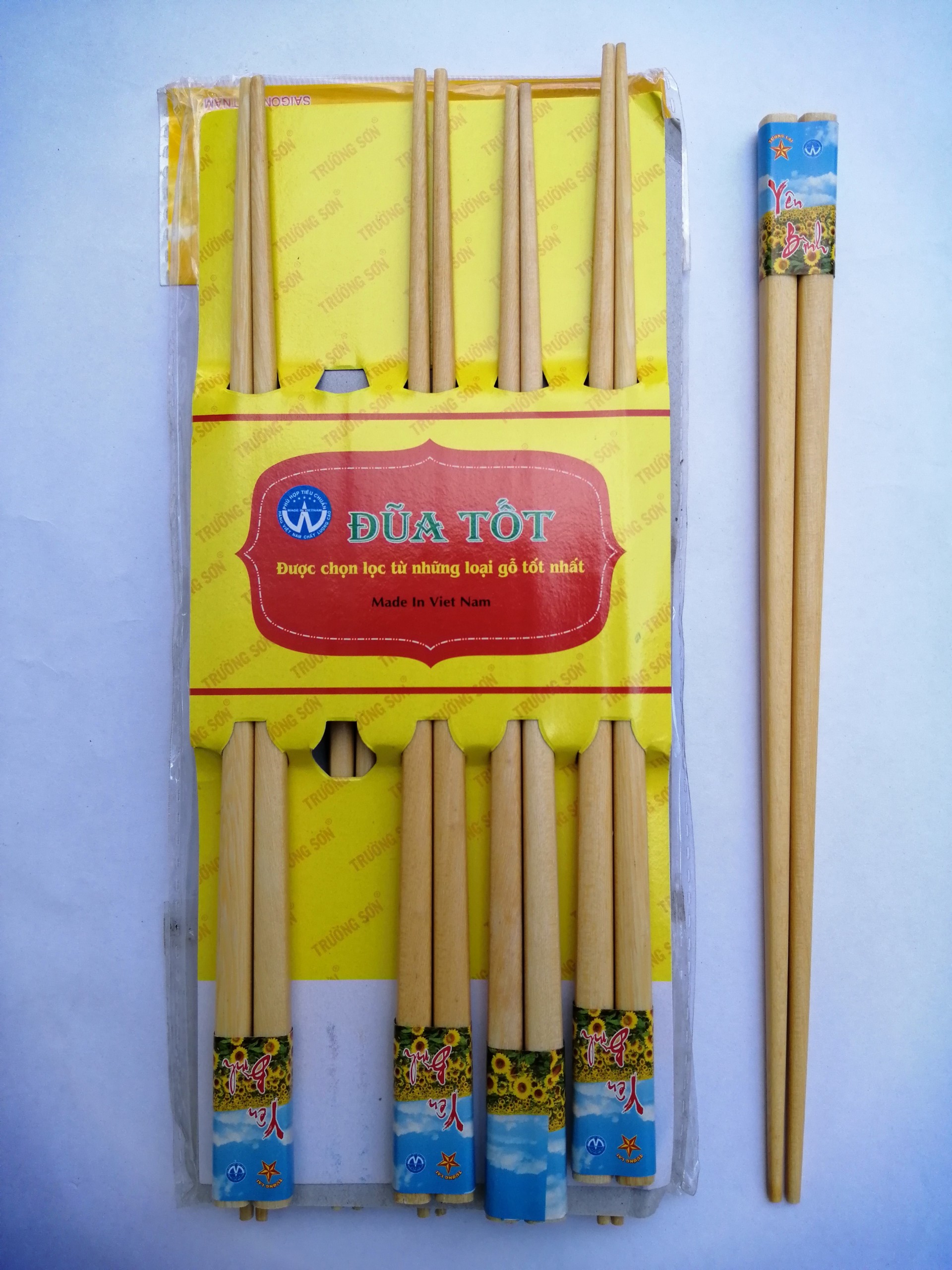 Đũa gỗ xương gà