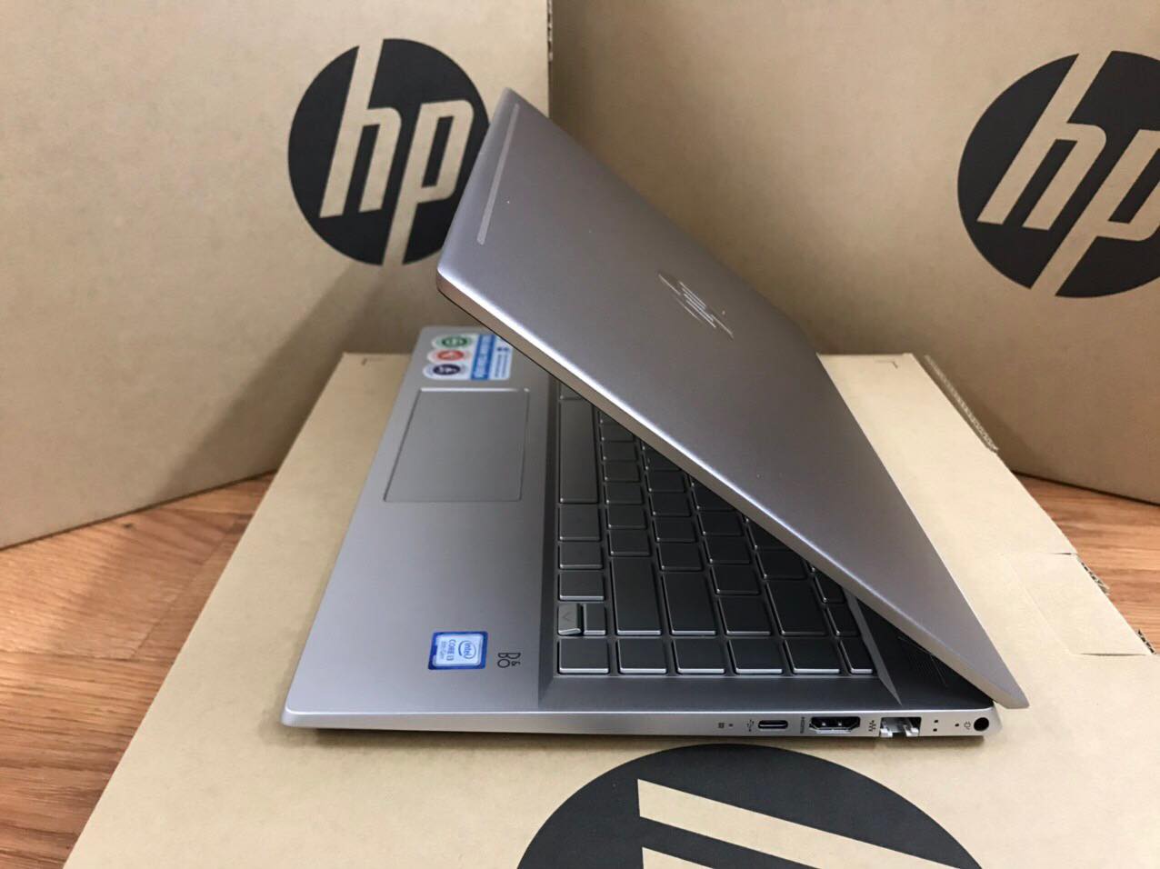 Laptop HP Pavilion 14-CE2036TU 6YZ19PA