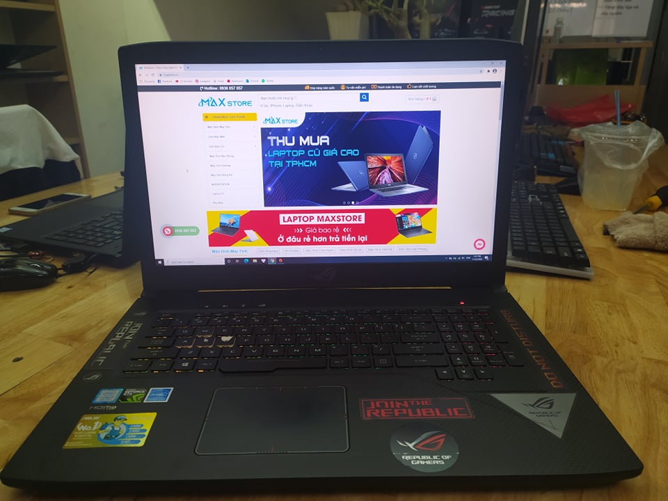 Laptop Asus ROG Strix Scar GL703GE-EE047T