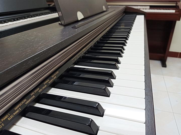 Đàn piano điện Casio PX700 (PX-700)