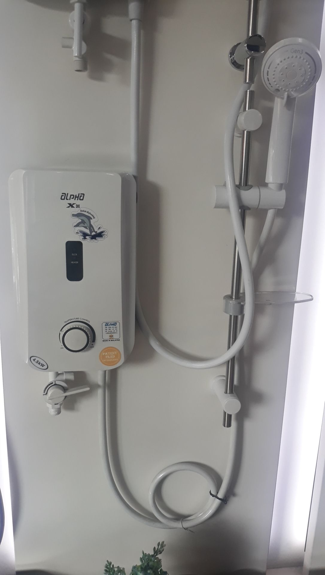 Máy nước nóng Alpha X3E