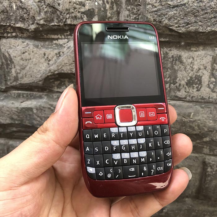 Điện thoại Nokia E63