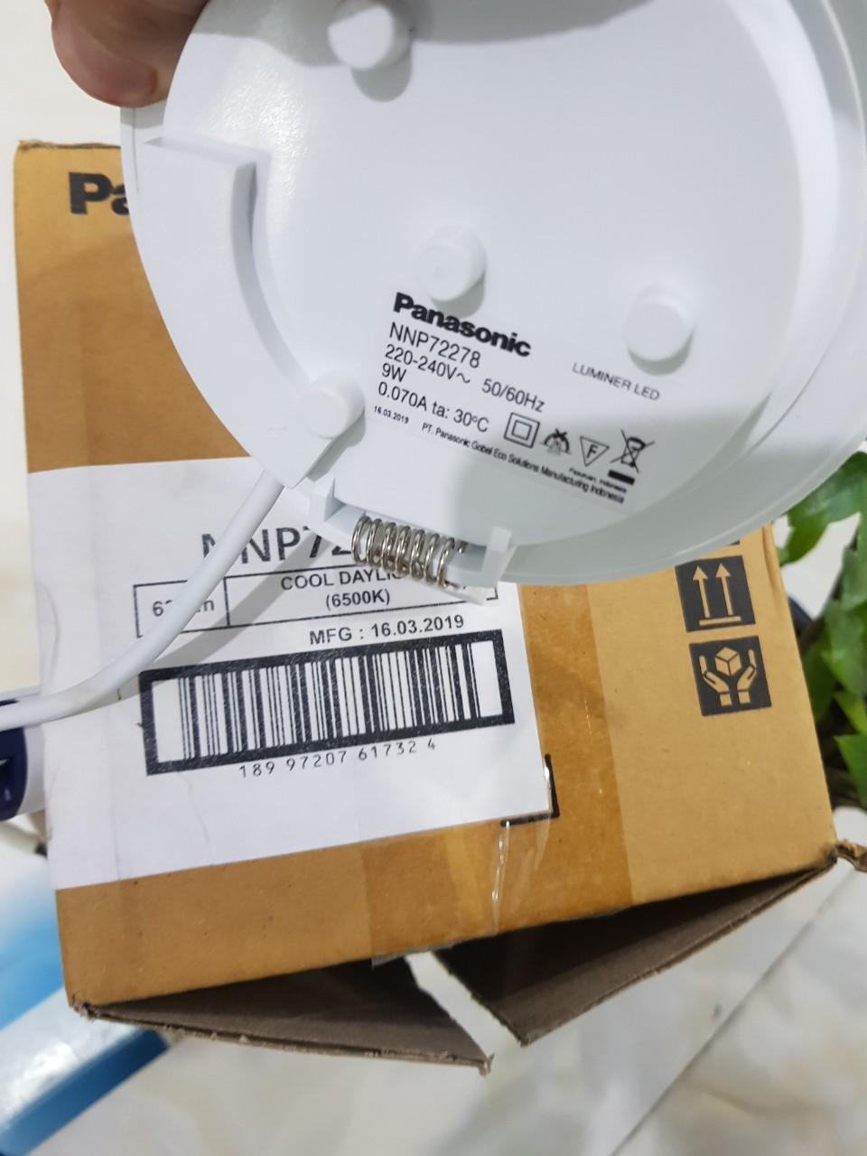 Đèn led âm trần Panasonic NNP72272