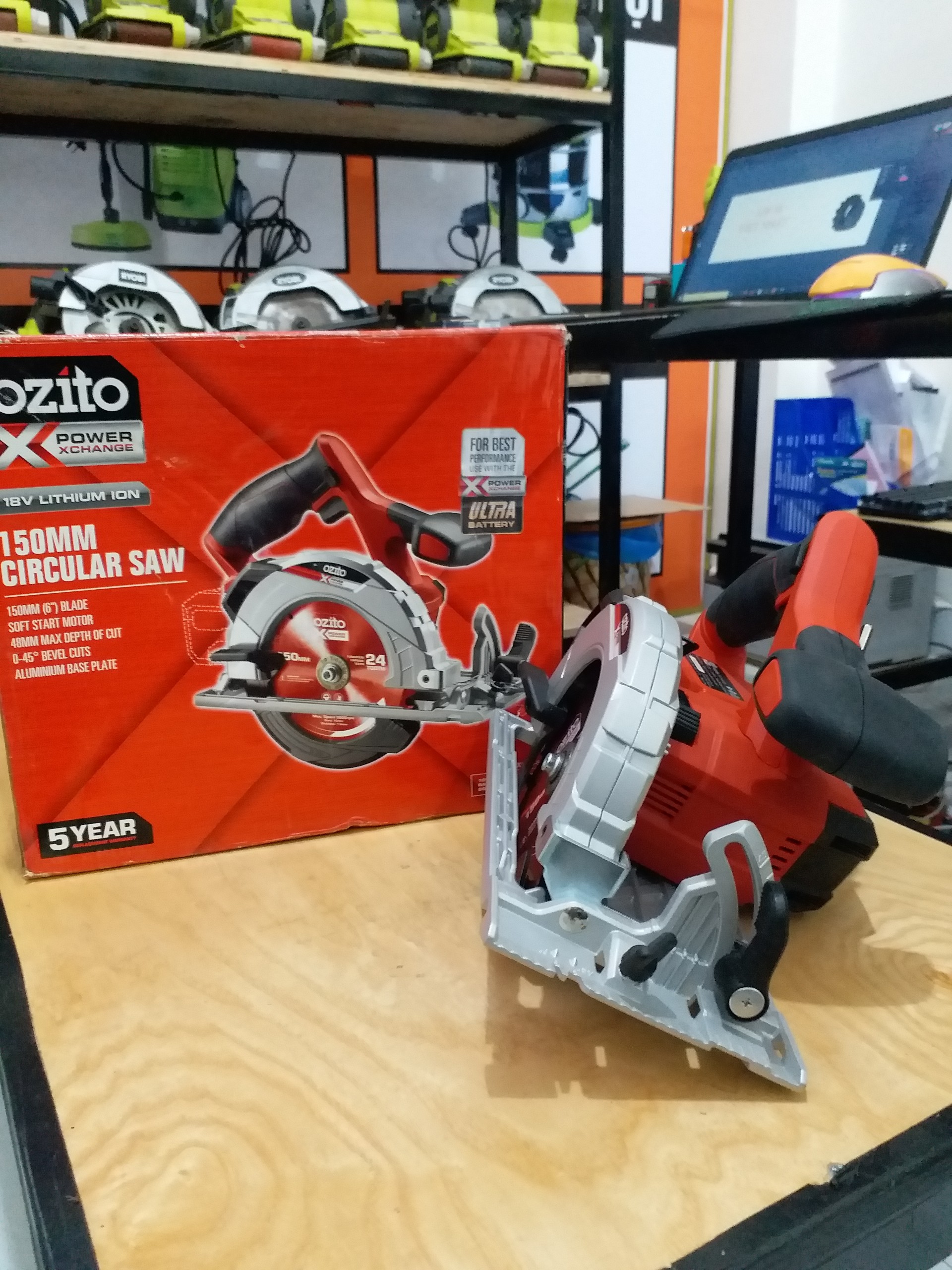 MÁY CƯA ĐĨA OZITO PXCSS-500