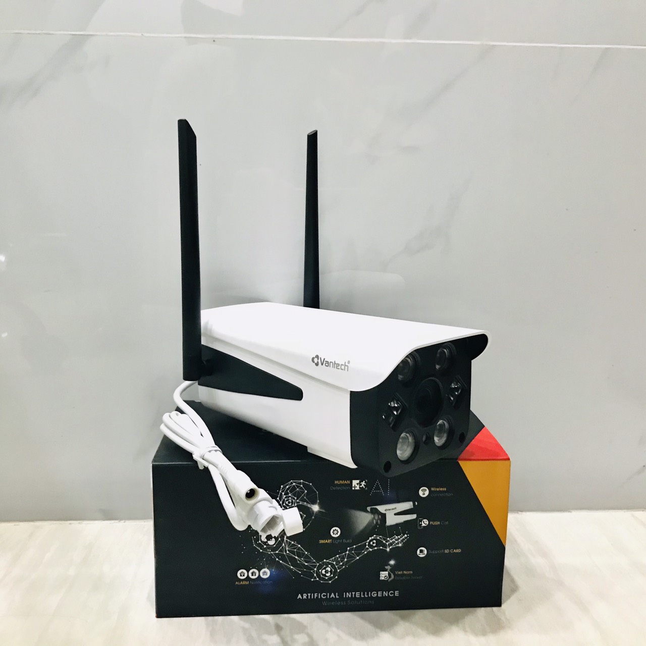 Camera IP hồng ngoại không dây 2.0 Megapixel VANTECH AI-V2033