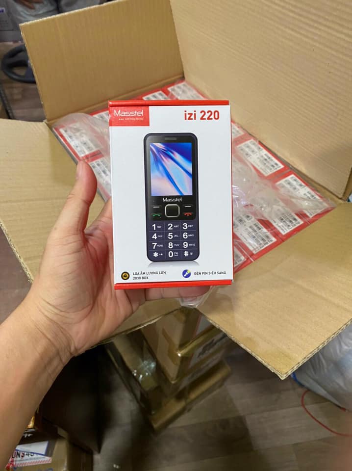 Điện Thoại Masstel izi 220