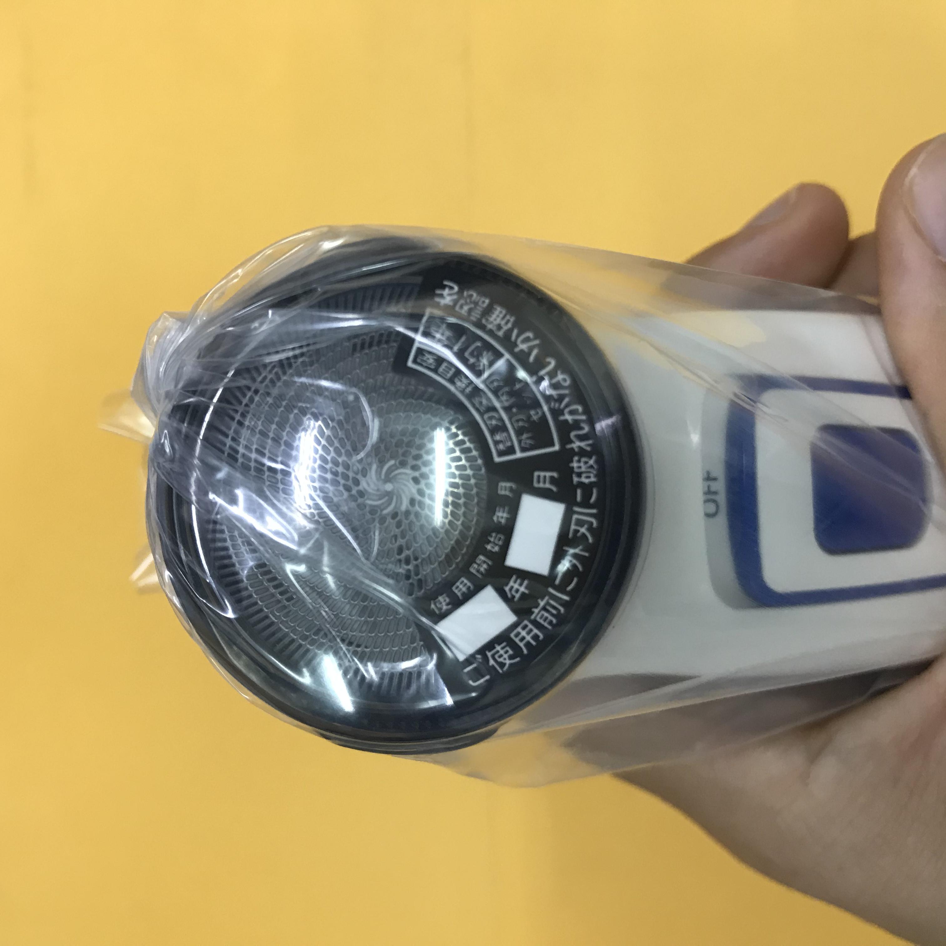 Máy cạo râu Panasonic ES6500P