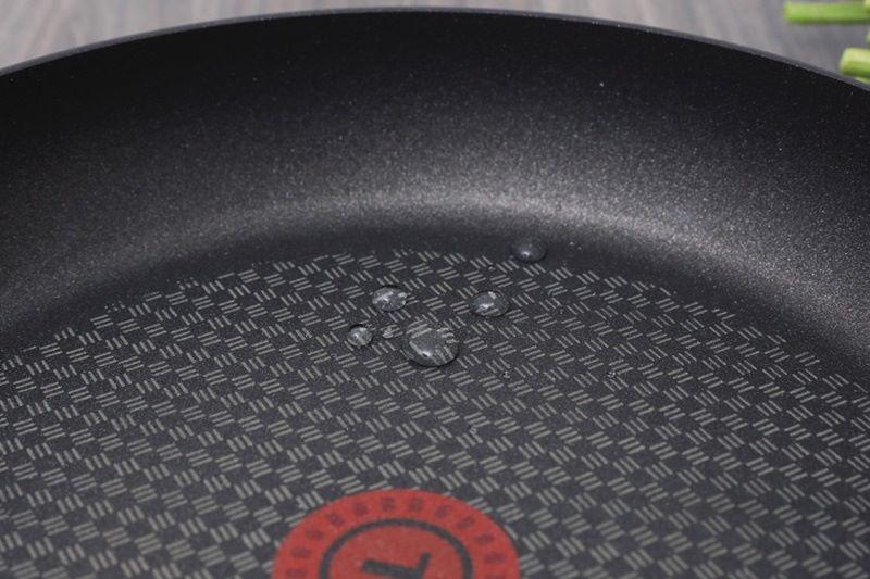 CHẢO SÂU LÒNG TEFAL SENSATIONS 28CM