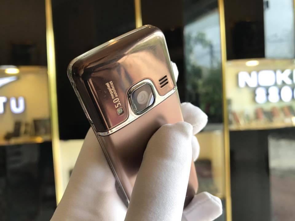 Điện thoại Nokia 6700 Classic