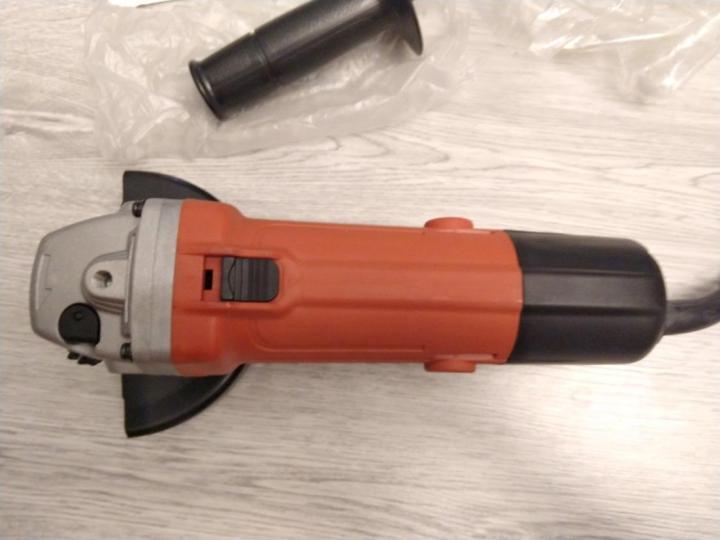 Máy mài góc Maktec MT955