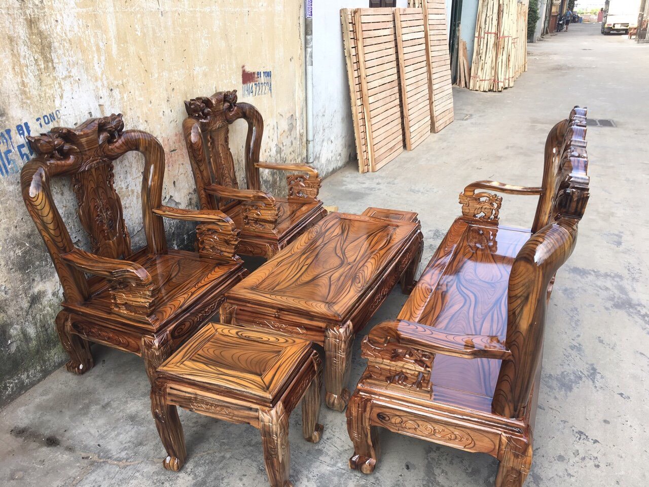 Bộ bàn ghế chạm khắc minh quốc đào