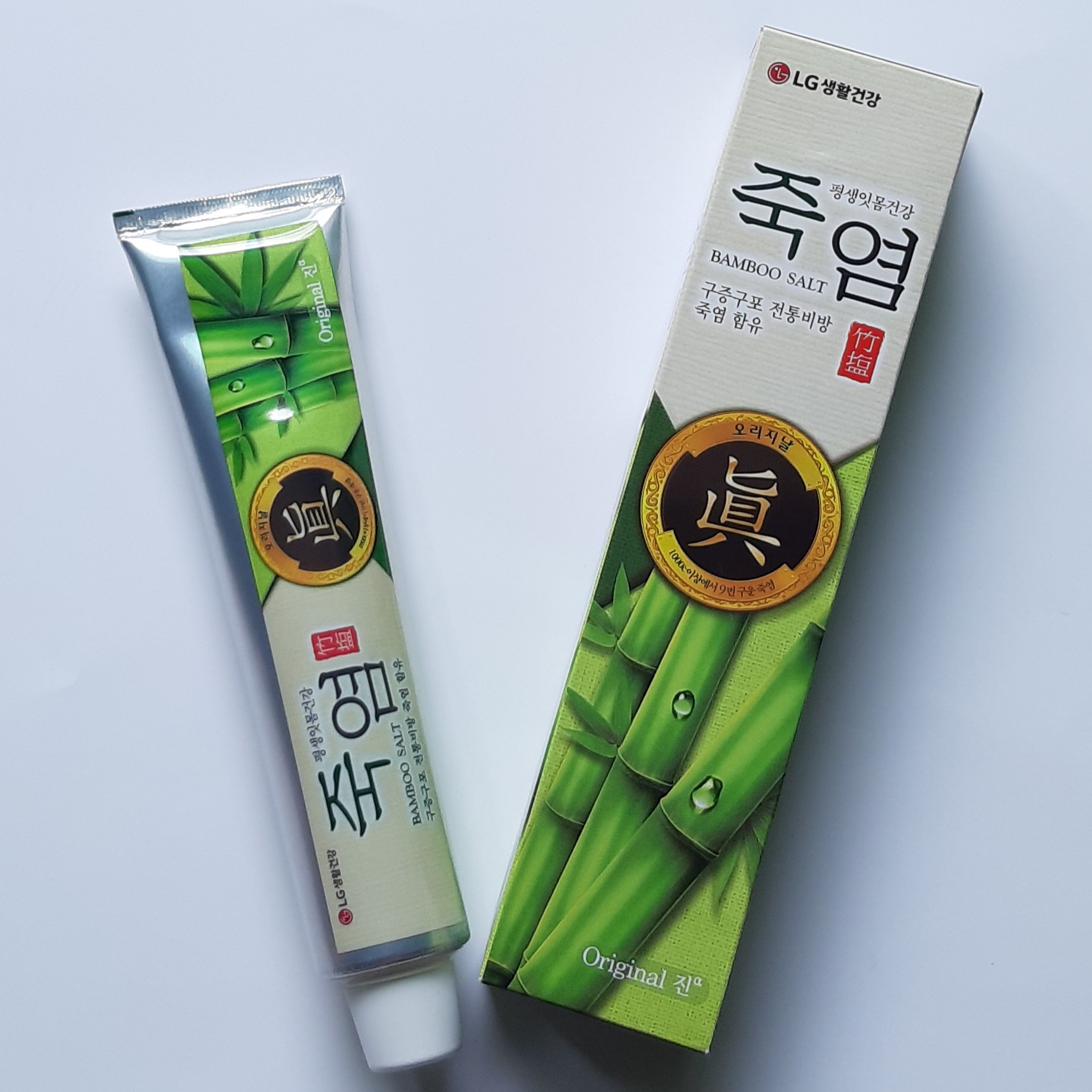 Kem đánh răng Bamboo Salt Oriental Herb