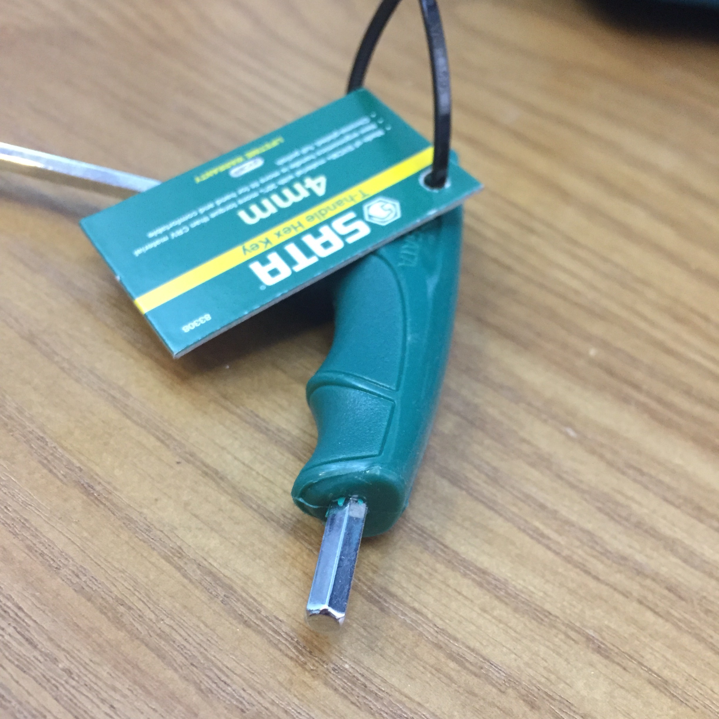 CHÌA LỤA GIÁC CHỮ T SATA 83308