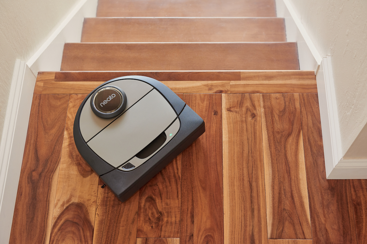 Máy Robot hút bụi Neato Botvac Connected D7
