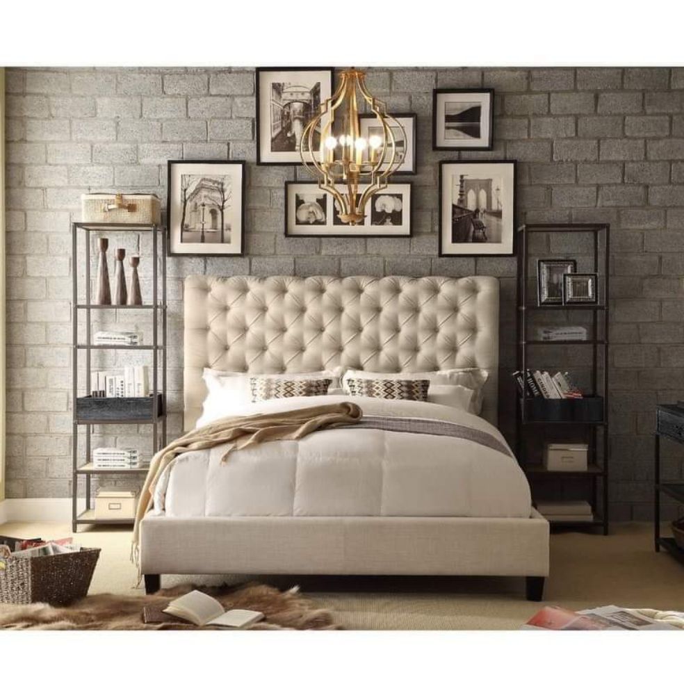 Giường tân cổ điển