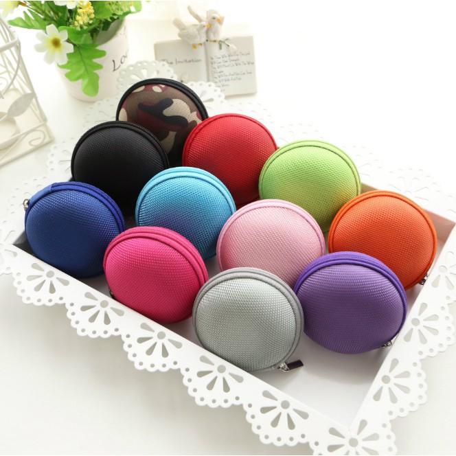 Hộp đựng tai nghe cáp sạc tròn Foxy